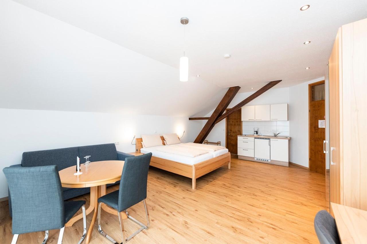 Hotel Weingut Und Gastehof Borst Nordheim am Main Esterno foto